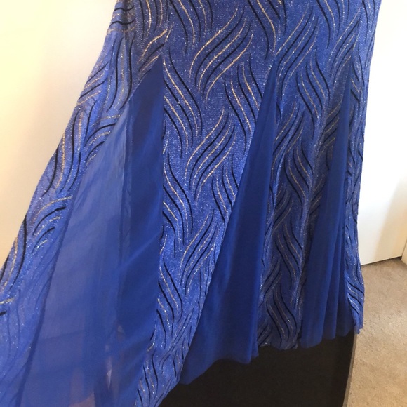 🥂Party designed Party Gown. A Candalite Design with Fun in Mind. Sz L - Picture 5 of 10